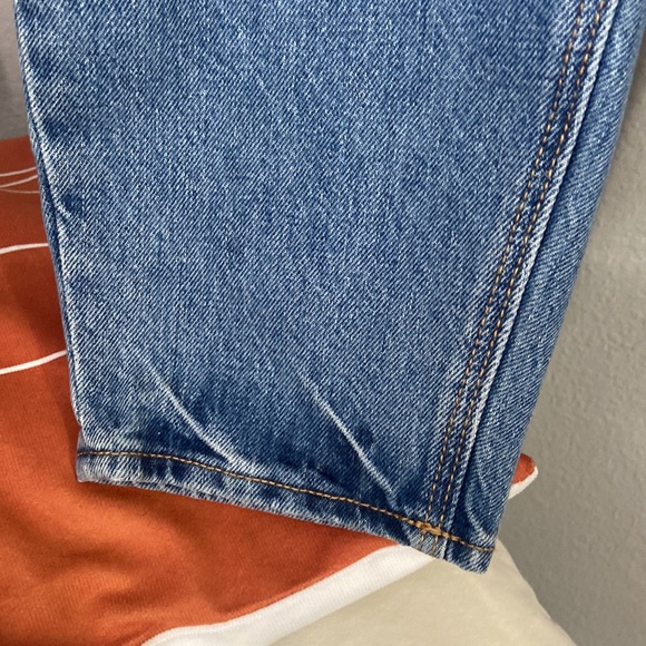 Maternity ripped jeans from Old Navy. Cropped, size 14. New without tags - Picture 2 of 10